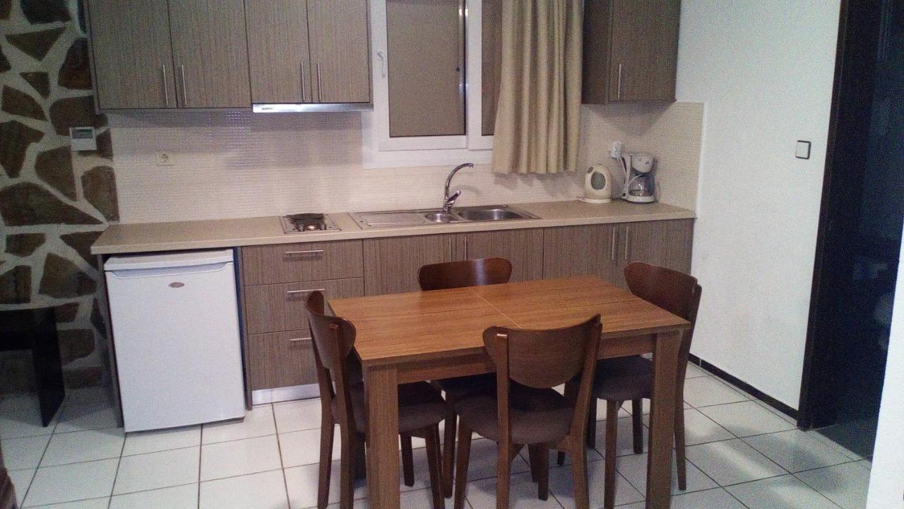 Amimaya Apartments Emporeios  Bilik gambar